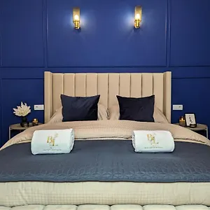 https://bella-luna-luxury-suites-chic-residence-in-historic-square.warsawhotelspoland.com
